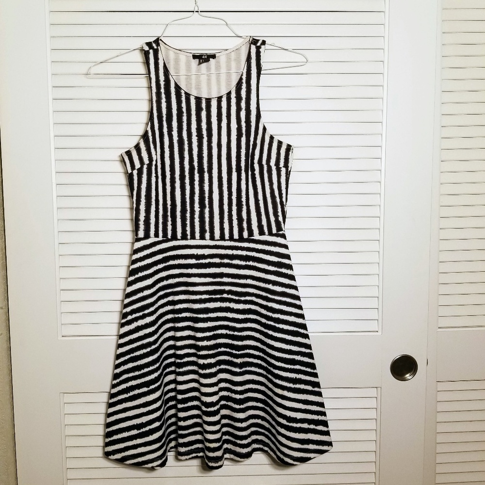 H&M Striped Fit and Flare Dress Sz S